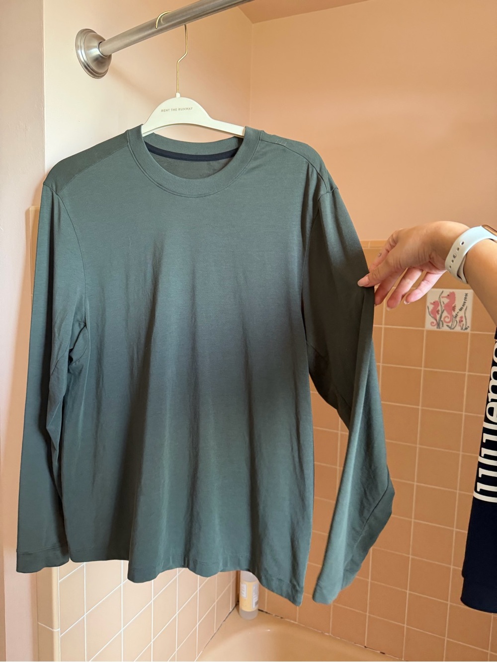 lululemon athletica Long Sleeve Crewneck Shirt - Dark Green - Picture 3 of 5
